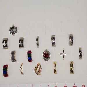 Lot of Size 7.5 Rings NWT Rose gold, yellow gold, silver, rhinestones. 16 rings.
